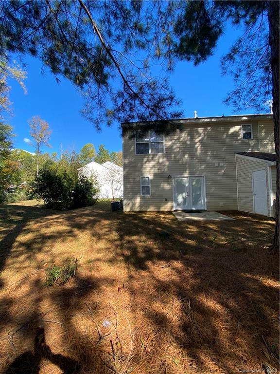 5151 Ficus Tree Lane Charlotte, NC 28215 - Photo 31 of 32