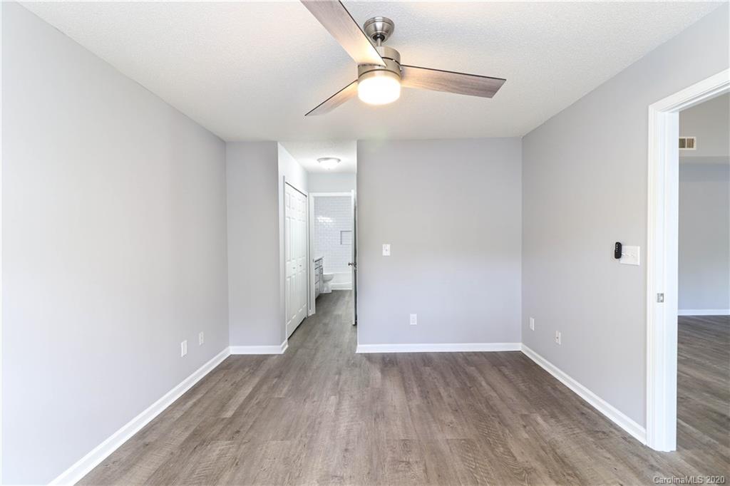 5151 Ficus Tree Lane Charlotte, NC 28215 - Photo 7 of 32
