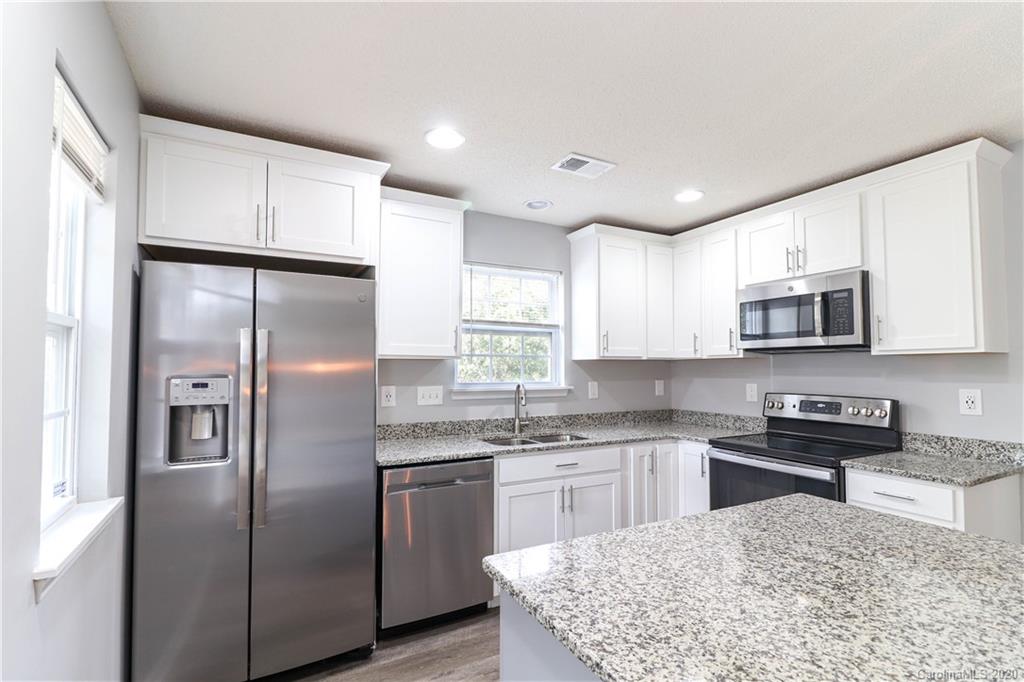 5151 Ficus Tree Lane Charlotte, NC 28215 - Photo 10 of 32