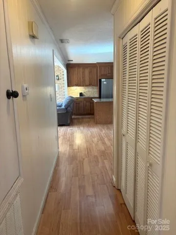 a view of the back yard