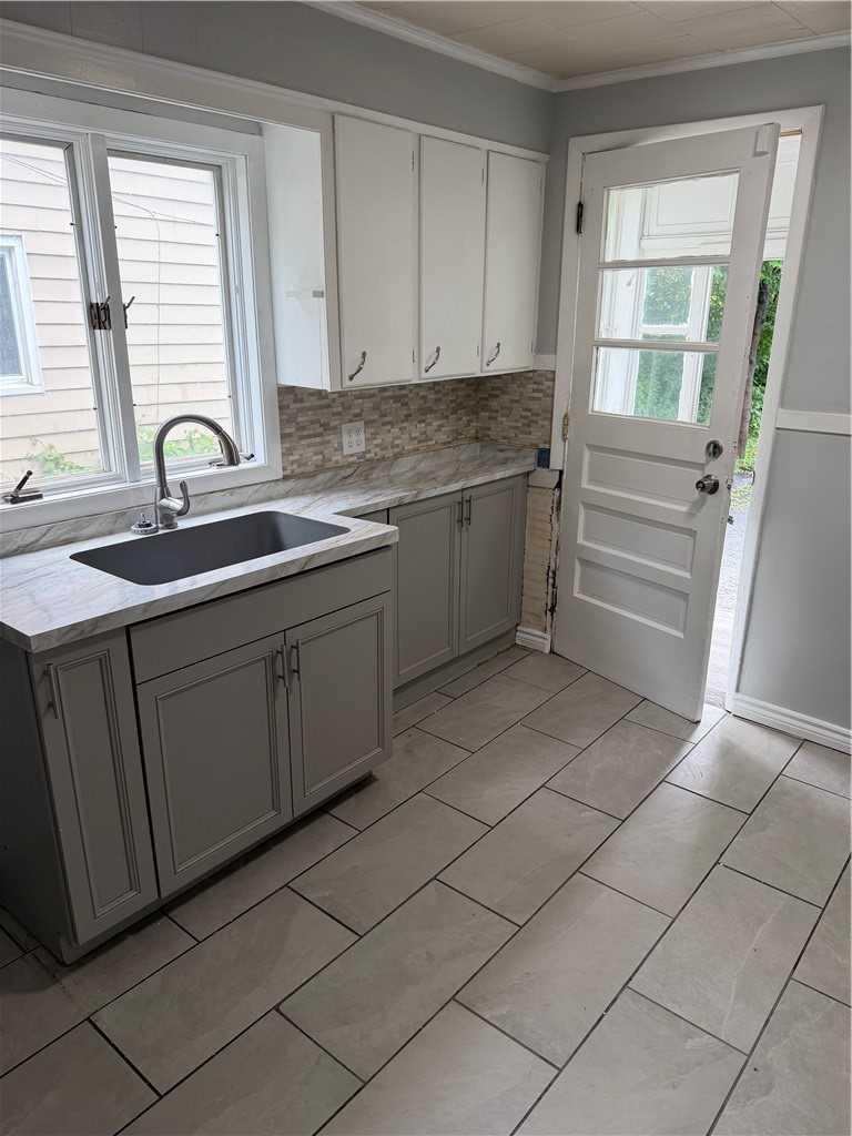 415 Magee Avenue, Unit 2 Rochester, NY 14613 - Photo 4 of 14