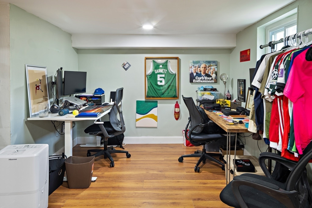 12 Karen Road Woburn, MA 01801 - Photo 19 of 33