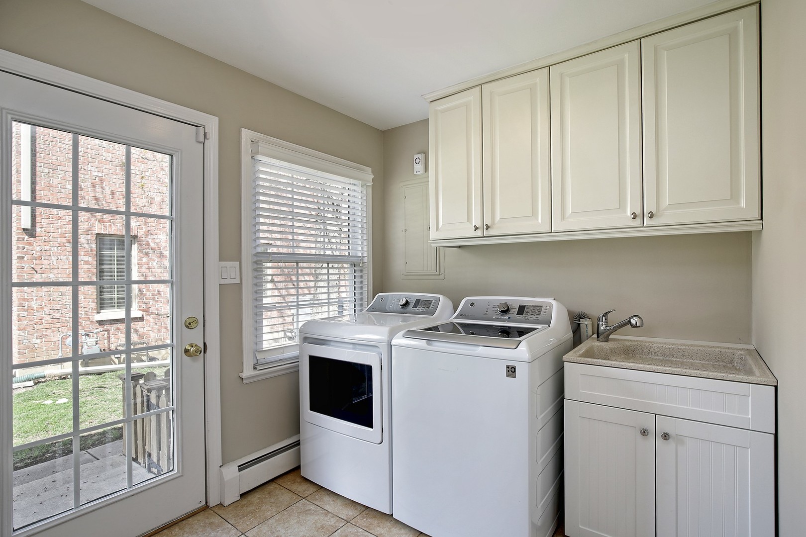 2806 Shannon Road Northbrook, IL 60062 - Photo 21 of 27