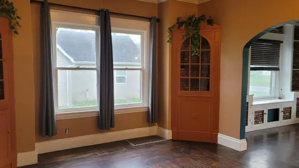 $265,000 | 546 Nowlin Avenue, Lawrenceburg, IN 47025
