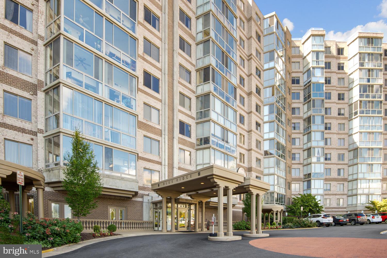 19375 Cypress Ridge Terrace, Unit 607 Leesburg, VA 20176 - Photo 2 of 30 Formal portico entry to Blue Ridge condo