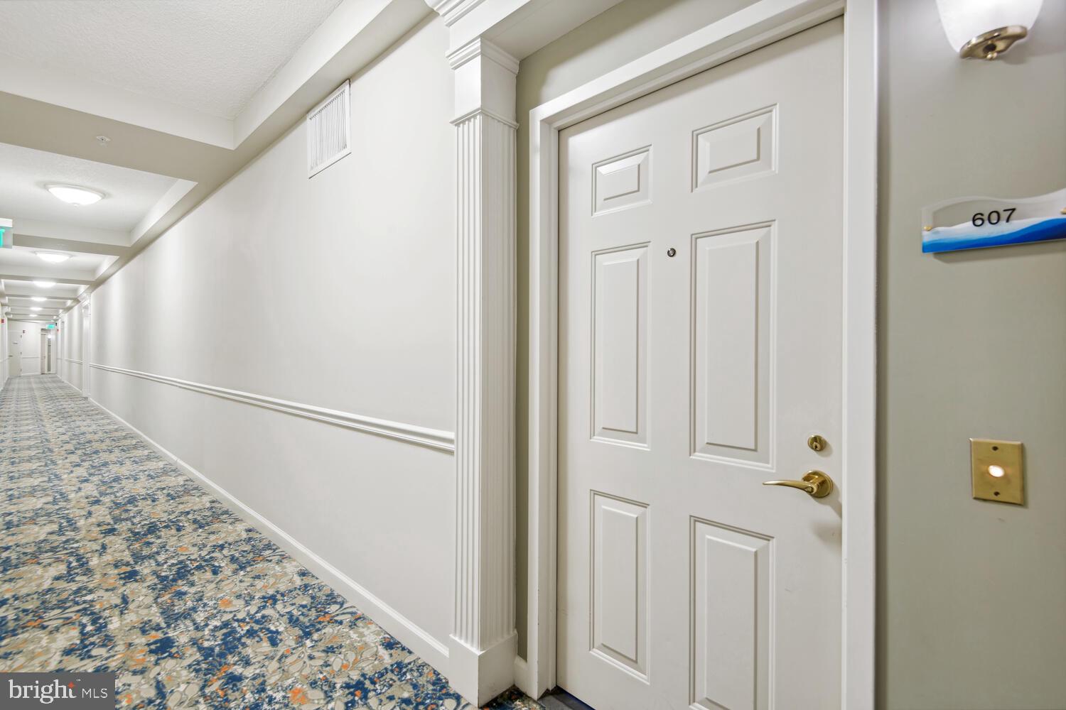 19375 Cypress Ridge Terrace, Unit 607 Leesburg, VA 20176 - Photo 5 of 30 Hallways remodel by interior designer