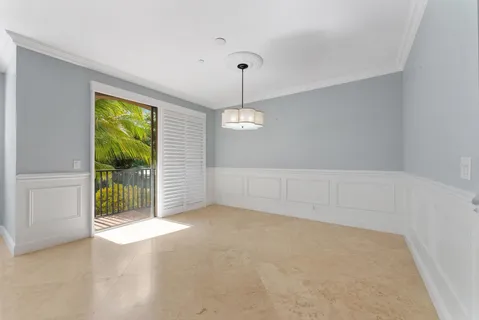 $975,000 | 604 Northeast Francesca Lane, Boca Raton, FL 33487