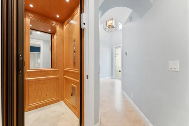 $975,000 | 604 Northeast Francesca Lane, Boca Raton, FL 33487