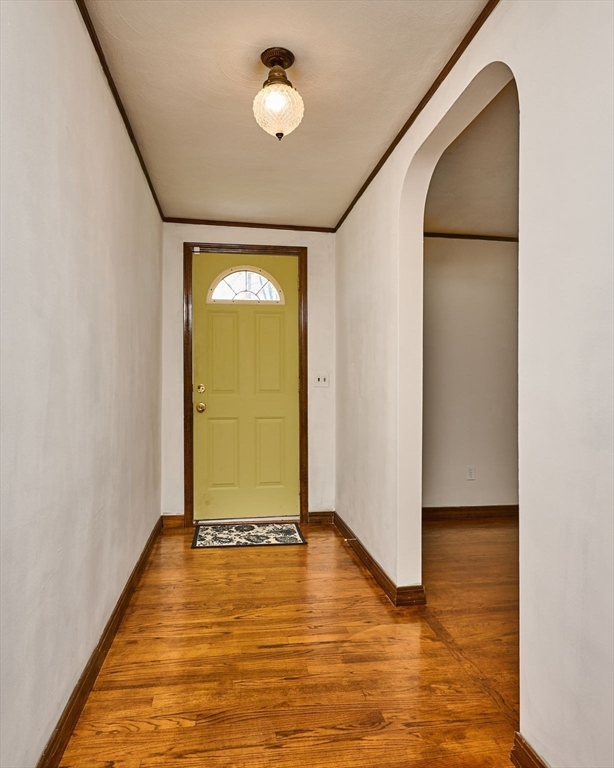 363 Cooley Street Springfield, MA 01128 - Photo 11 of 37