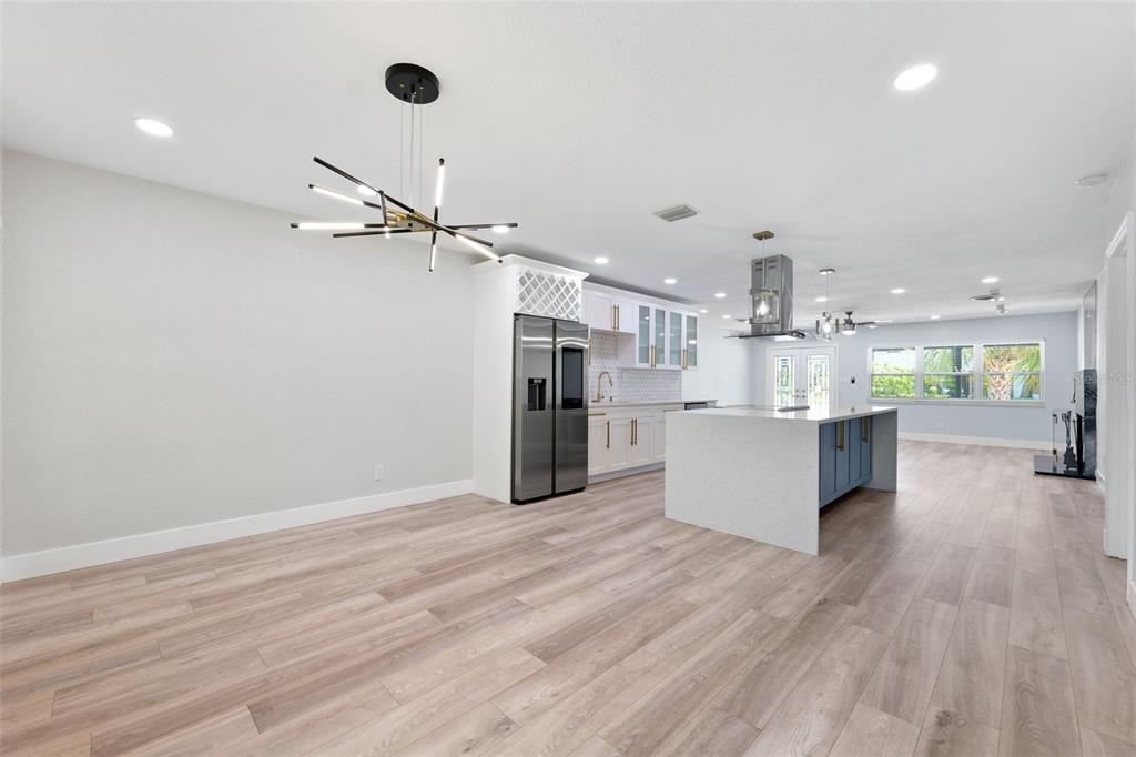 8231 31st Terrace North St. Petersburg, FL 33710 - Photo 22 of 55 a view of kitchen with wooden floor and window
