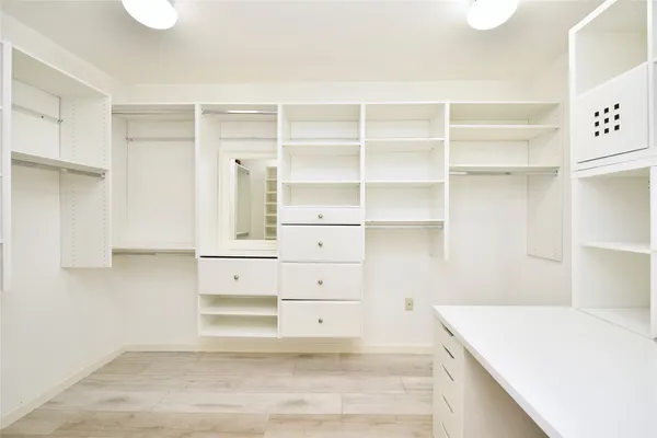 $2,500 | 3203 East Rangecrest Place, Sugar Land, TX 77479