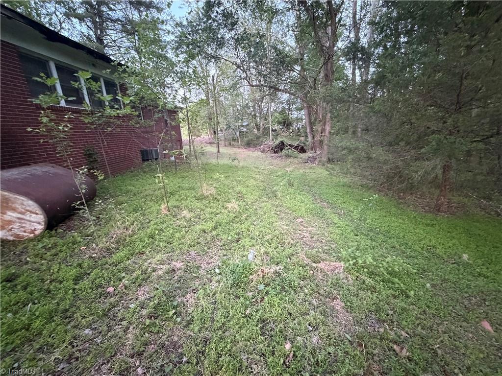 1519 Pipers Gap Road Mount Airy, NC 27030 - Photo 15 of 28