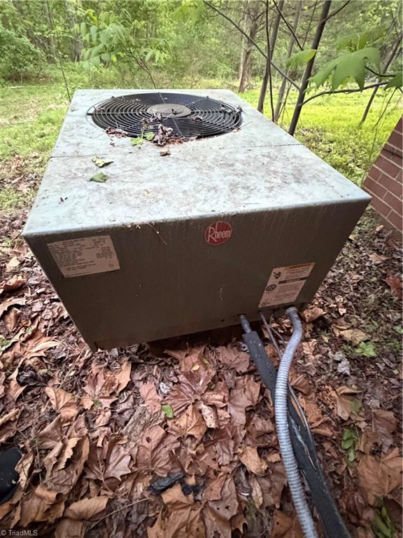 1519 Pipers Gap Road Mount Airy, NC 27030 - Photo 5 of 28