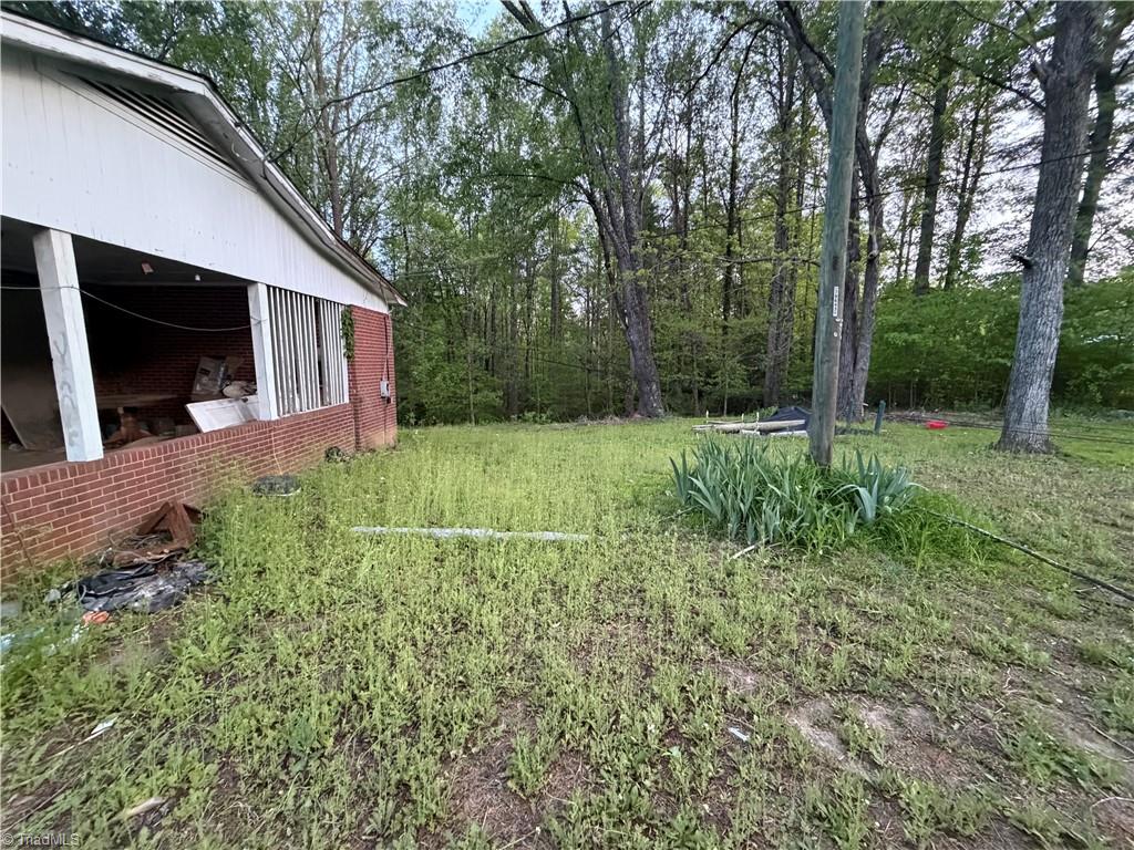 1519 Pipers Gap Road Mount Airy, NC 27030 - Photo 9 of 28