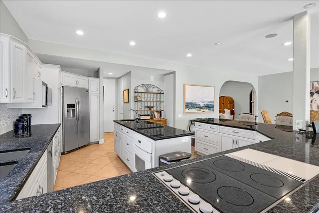 $999,000 | 77955 Lago Drive, La Quinta, CA 92253