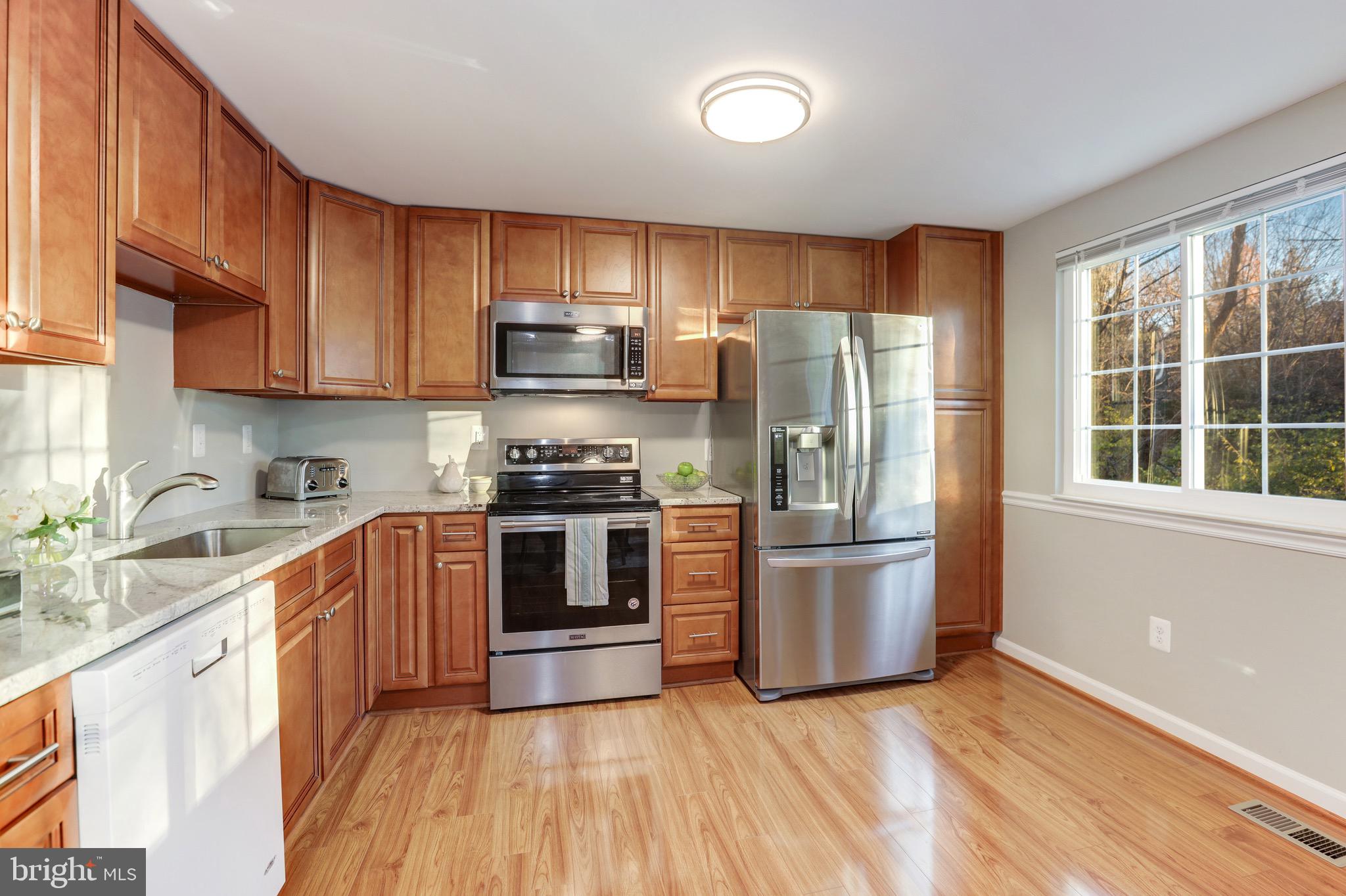 1672 Barnstead Drive Reston, VA 20194 - Photo 17 of 57 Gallery Image 17