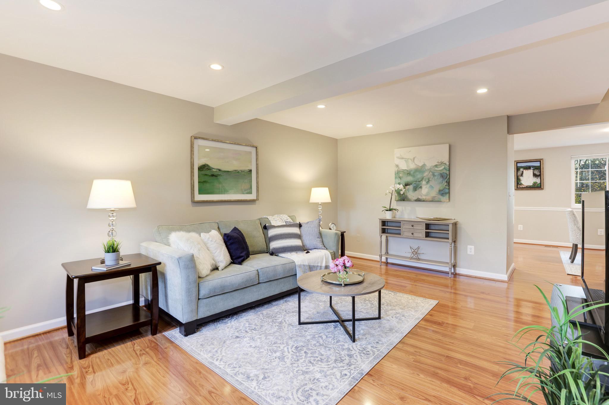 1672 Barnstead Drive Reston, VA 20194 - Photo 4 of 57 Gallery Image 4