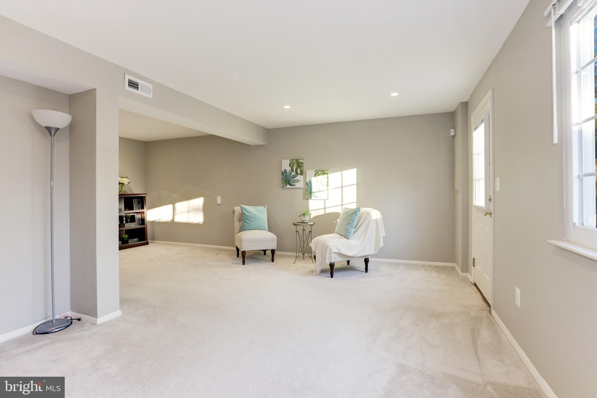 1672 Barnstead Drive Reston, VA 20194 - Photo 36 of 57 Gallery Image 36
