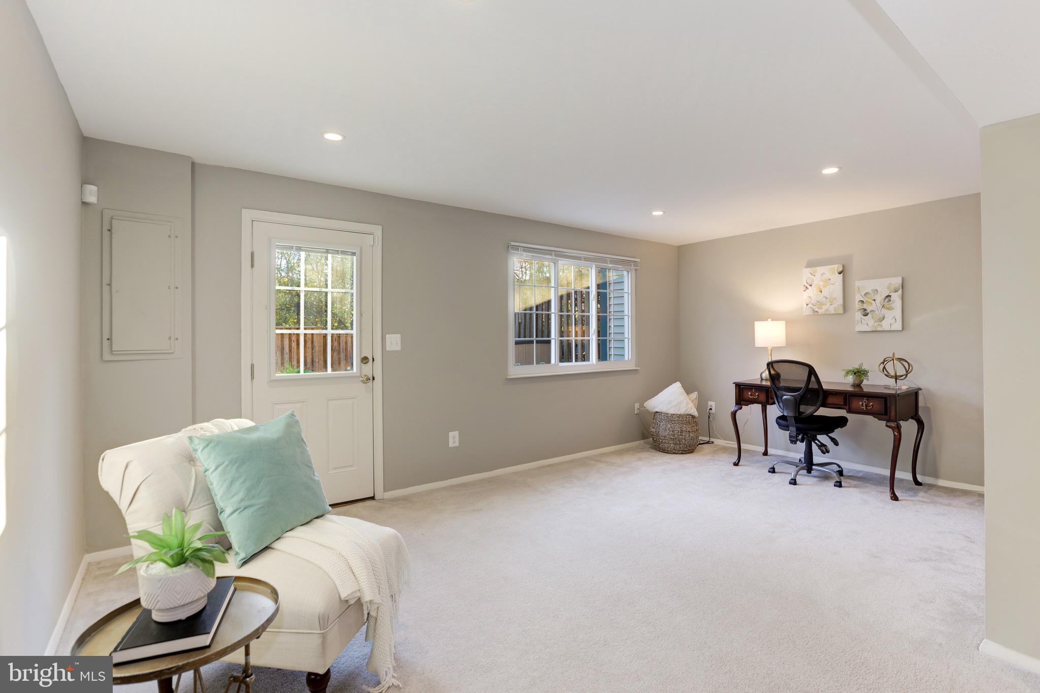 1672 Barnstead Drive Reston, VA 20194 - Photo 37 of 57 Gallery Image 37
