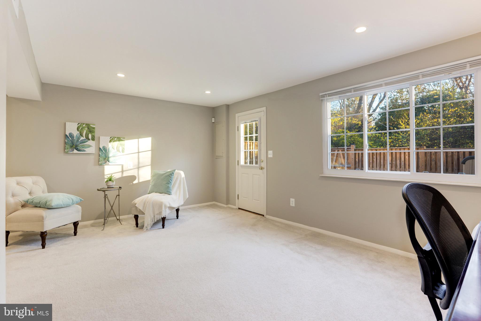 1672 Barnstead Drive Reston, VA 20194 - Photo 40 of 57 Gallery Image 40