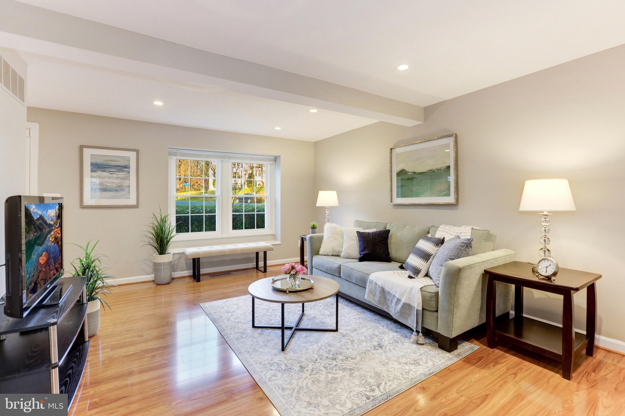 1672 Barnstead Drive Reston, VA 20194 - Photo 8 of 57 Gallery Image 8