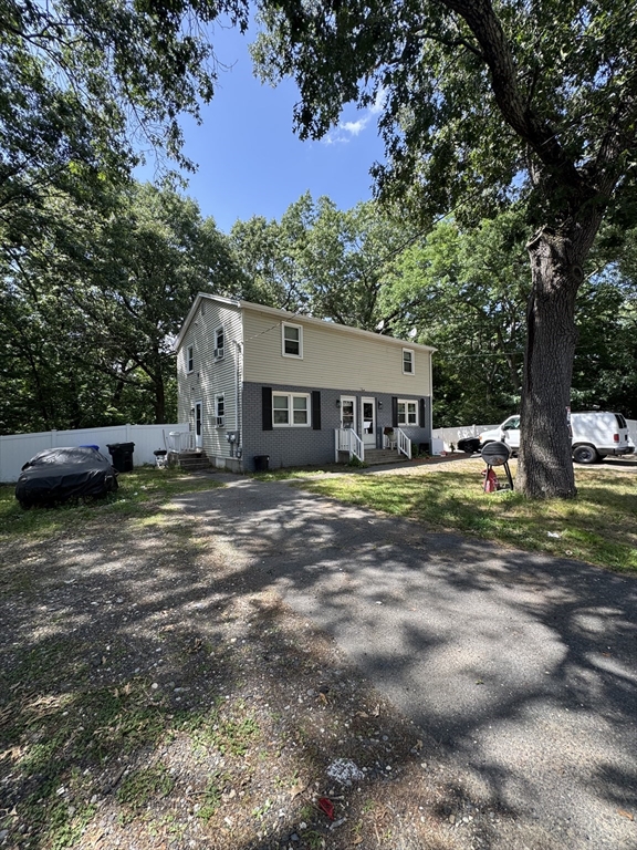 524 Goodwin Street Springfield, MA 01151 - Photo 2 of 16