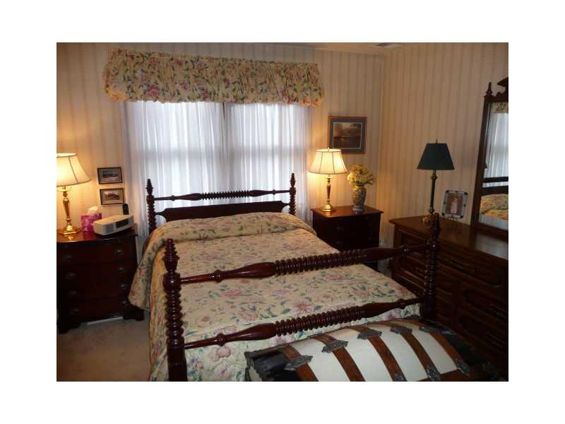 266 Cascade Road Forest Hills, PA 15221 - Photo 15 of 25 Master Bedroom.