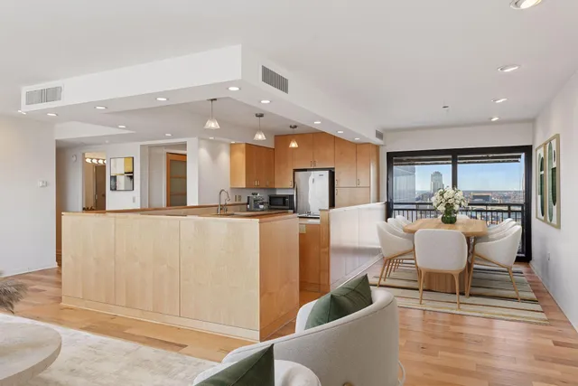 $210,000 | 1920 South 1st Street, Unit 2306, Minneapolis, MN 55454