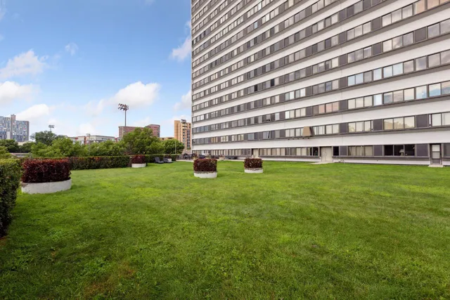 $210,000 | 1920 South 1st Street, Unit 2306, Minneapolis, MN 55454