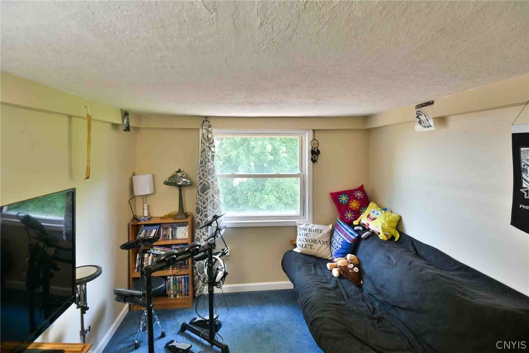 6 Wilbur Road New Hartford, NY 13413 - Photo 13 of 35