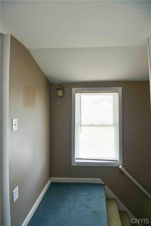 6 Wilbur Road New Hartford, NY 13413 - Photo 15 of 35