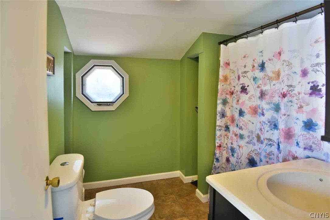 6 Wilbur Road New Hartford, NY 13413 - Photo 20 of 35