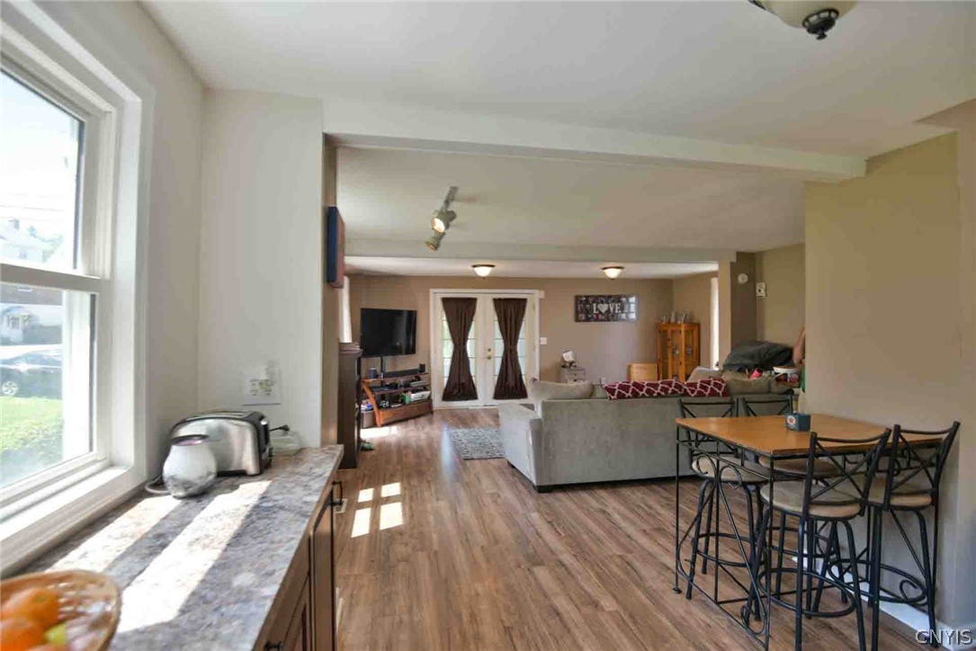 6 Wilbur Road New Hartford, NY 13413 - Photo 5 of 35