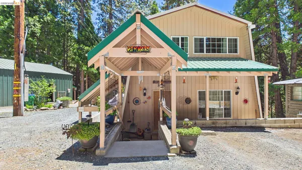 $459,000 | 26098 North Fork Road, Long Barn, CA 95335