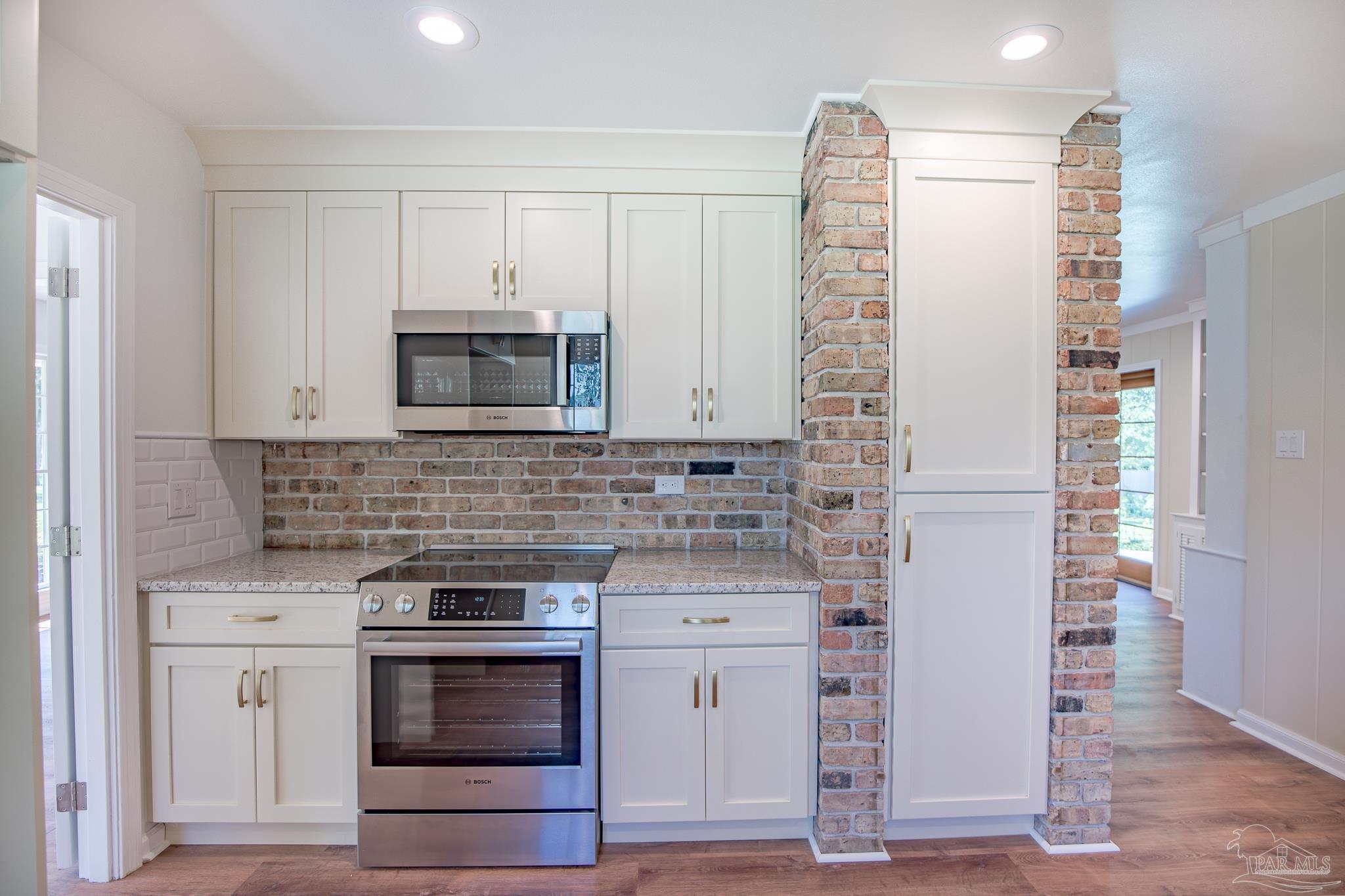 4095 Aiken Road Pensacola, FL 32503 - Photo 11 of 48 Gallery Image 11
