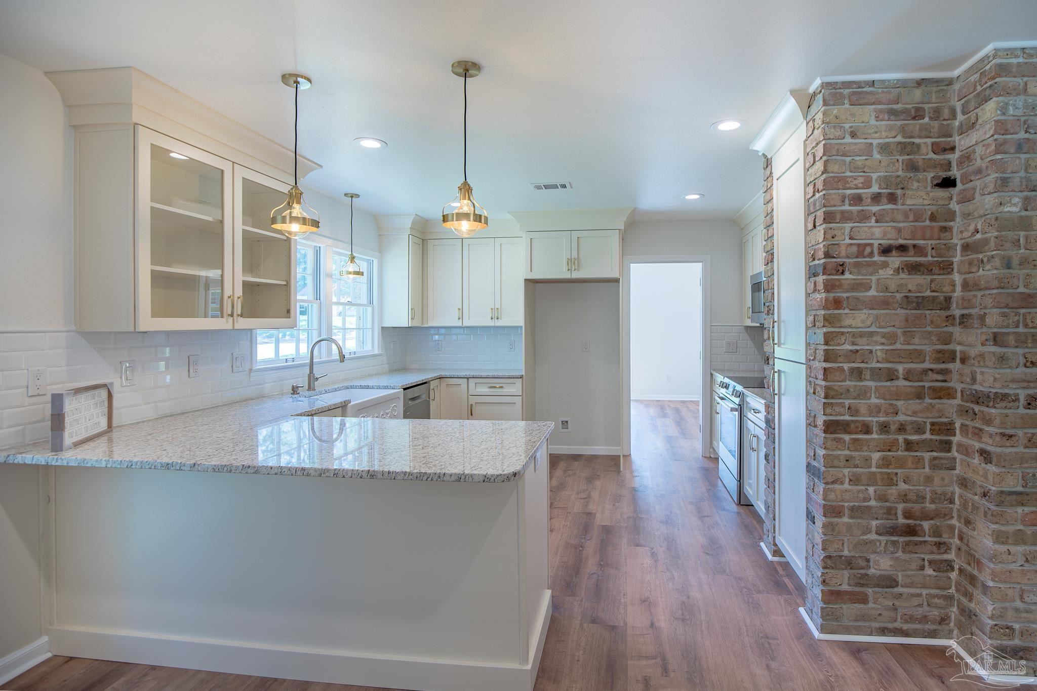 4095 Aiken Road Pensacola, FL 32503 - Photo 10 of 48 Gallery Image 10