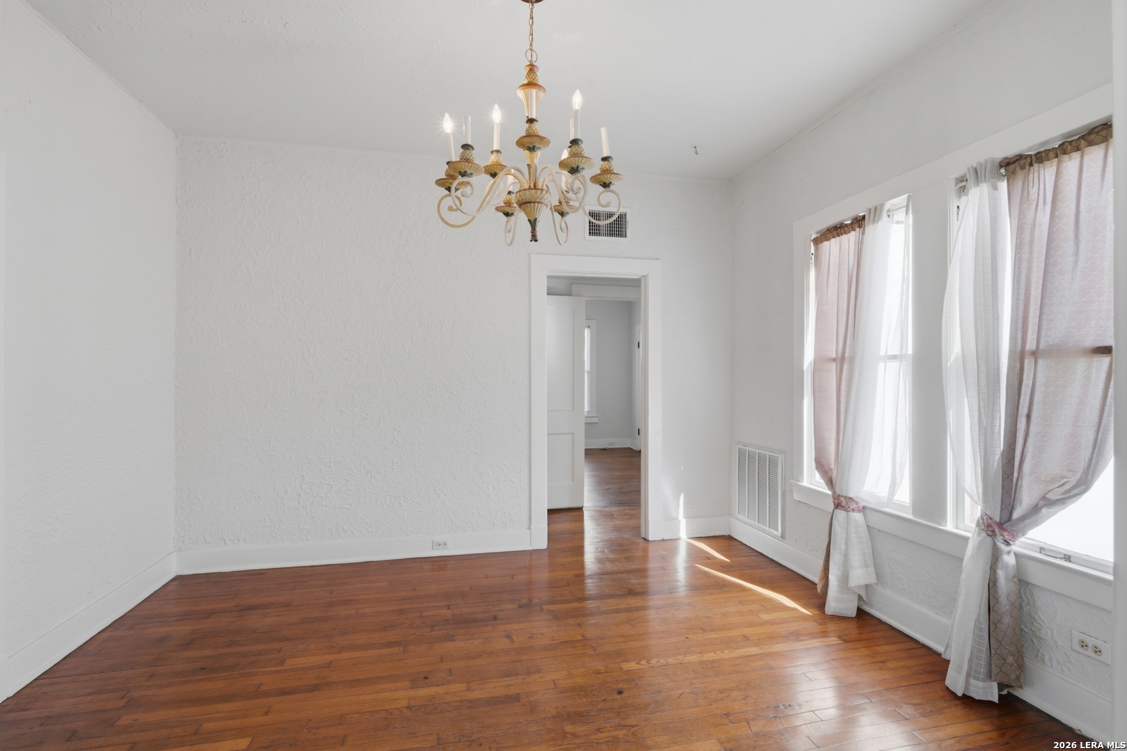 1446 Fulton Avenue San Antonio, TX 78201 - Photo 11 of 33