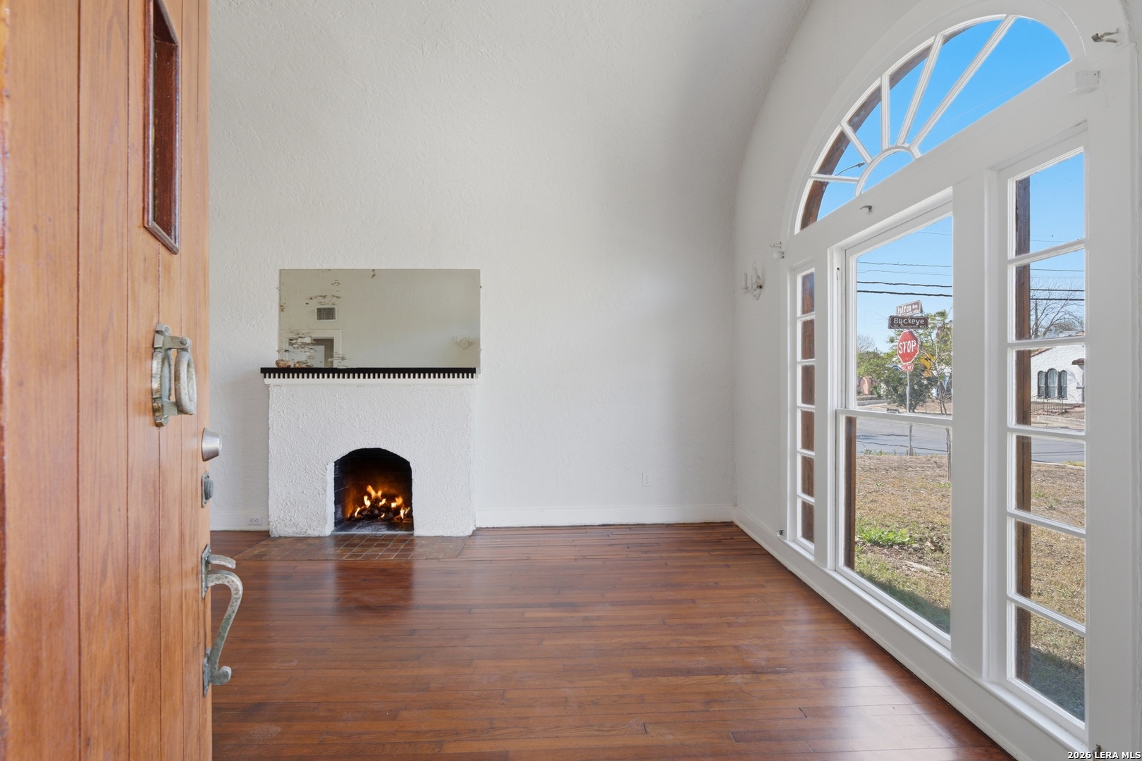 1446 Fulton Avenue San Antonio, TX 78201 - Photo 5 of 33