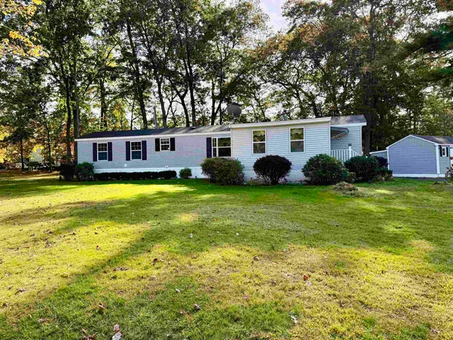 $325,000 | 56 Nelson Street, Salem, NH 03079