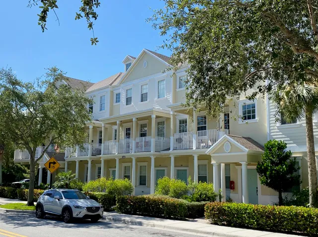 $3,500 | 110 Sea Plum Drive, Unit 103, Jupiter, FL 33458