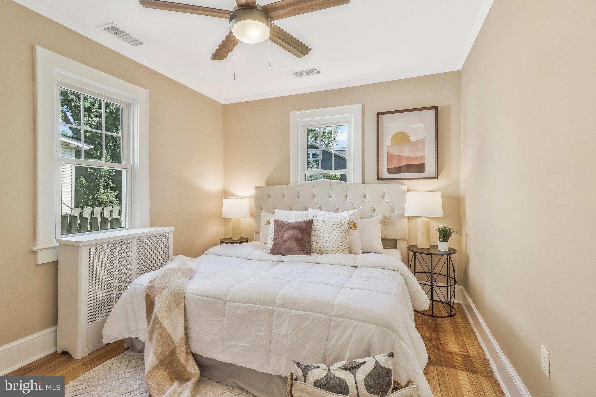 4101 Madison Street Hyattsville, MD 20781 - Photo 12 of 28 Rear BR fits a king!