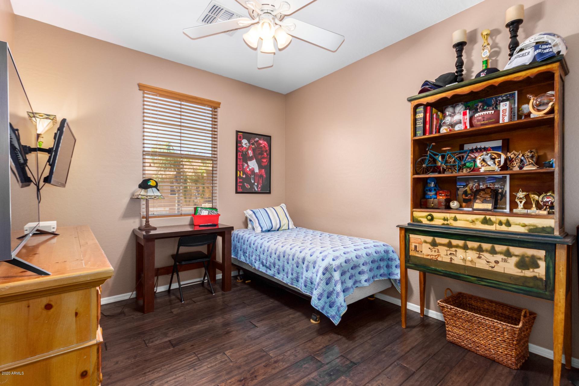 989 East Ranch Road Gilbert, AZ 85296 - Photo 18 of 25 Bedroom 3
