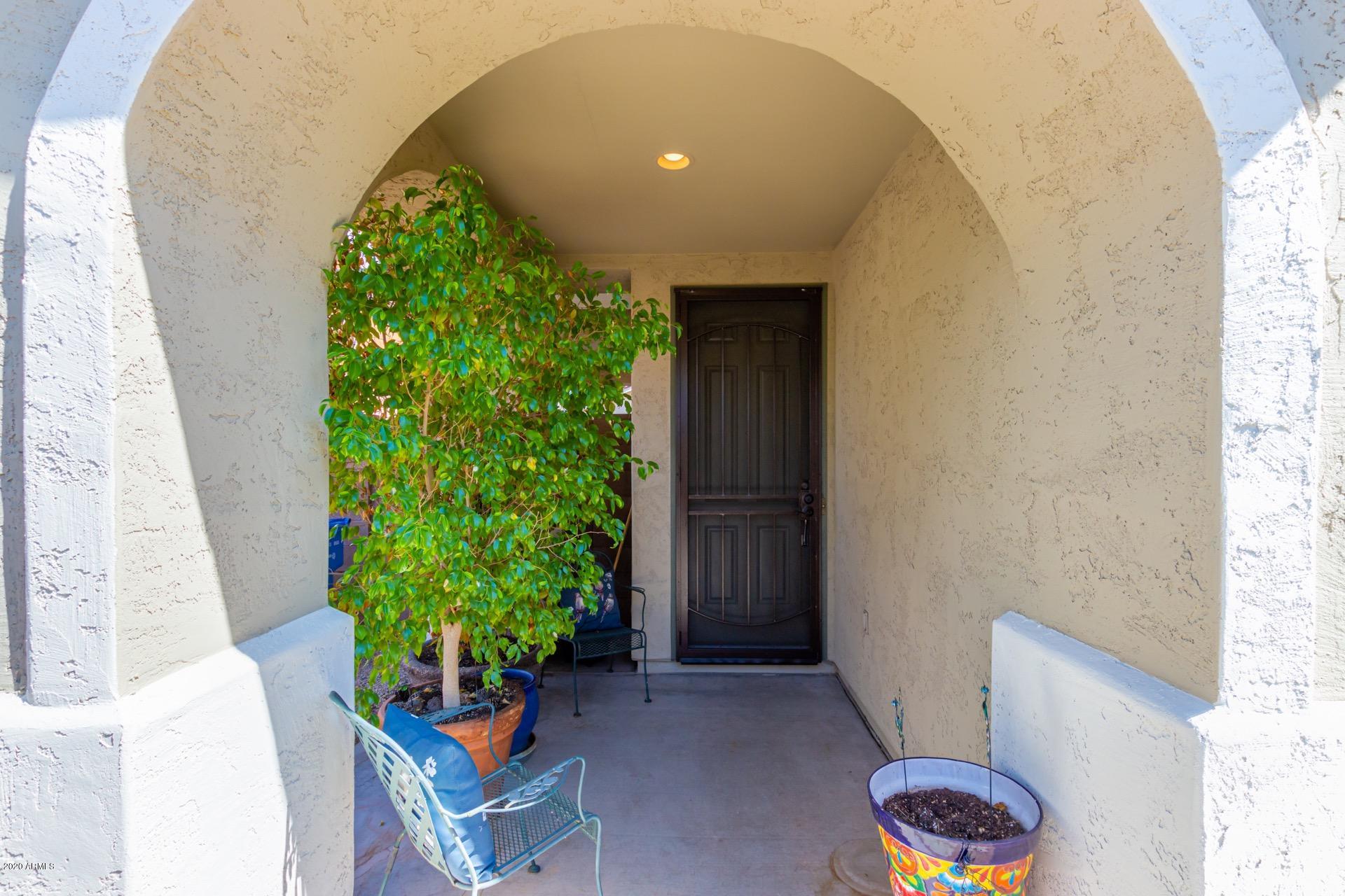 989 East Ranch Road Gilbert, AZ 85296 - Photo 3 of 25 Ranch 3