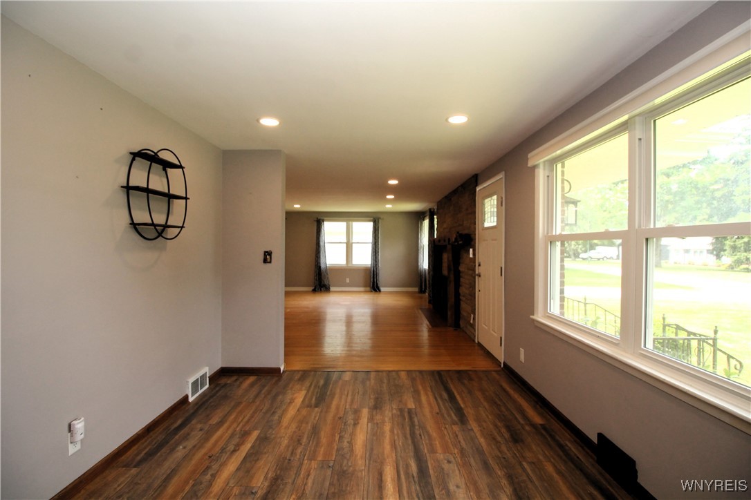 8709 Nottingham Terrace Clarence, NY 14221 - Photo 12 of 33