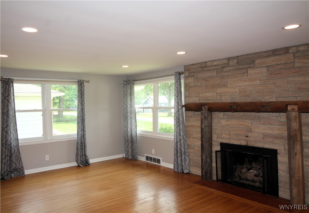 8709 Nottingham Terrace Clarence, NY 14221 - Photo 14 of 33