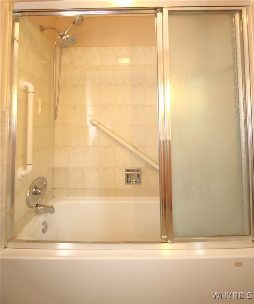 8709 Nottingham Terrace Clarence, NY 14221 - Photo 28 of 33