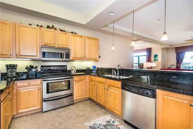 $4,500 | 3334 Purple Martin Drive, Unit 211, Punta Gorda, FL 33950