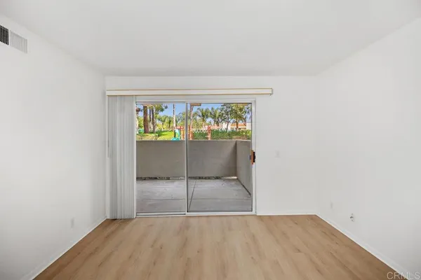 $499,000 | 2800 Keller Drive, Unit 306, Tustin, CA 92782