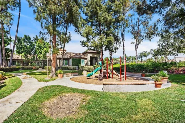 $499,000 | 2800 Keller Drive, Unit 306, Tustin, CA 92782