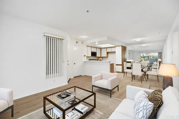 $499,000 | 2800 Keller Drive, Unit 306, Tustin, CA 92782